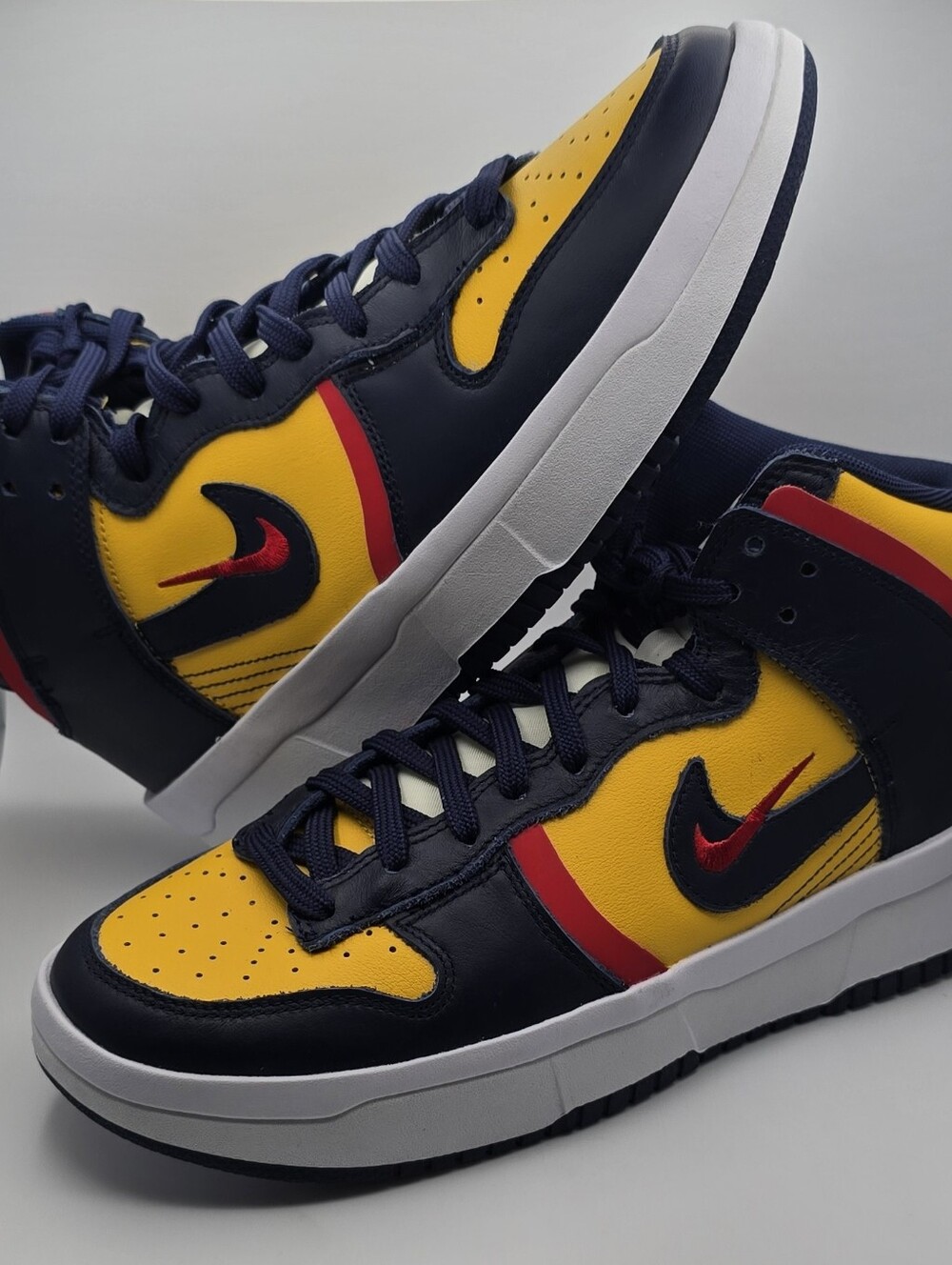 Nike Dunk High Up Varsity Maize Michigan Navy DH3718 701 Womens Size 9.5 - Picture 4 of 8